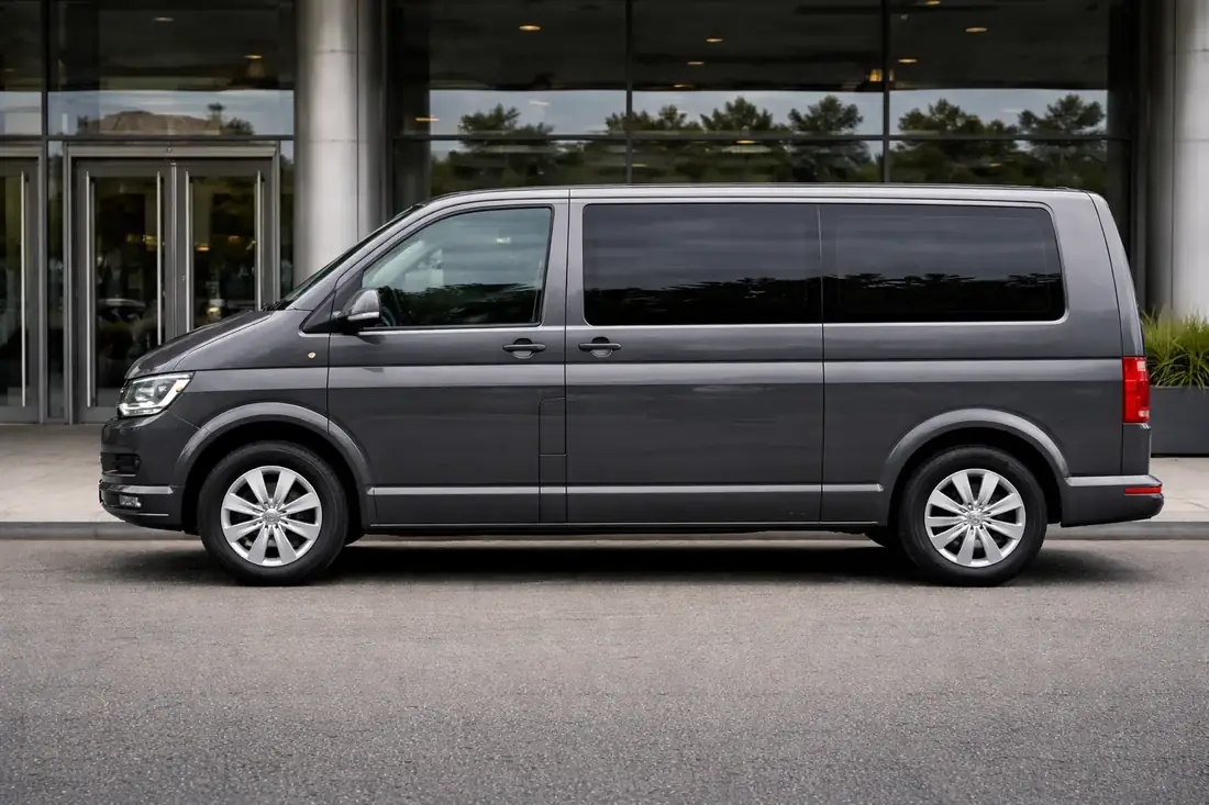 Volkswagen Caravelle Long для трансфера во Фридланд и обратно